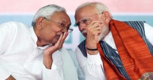 Nitish Tells Modi He’s Staying Put, Says JDU Colleagues Pushed Him to Switch Sides