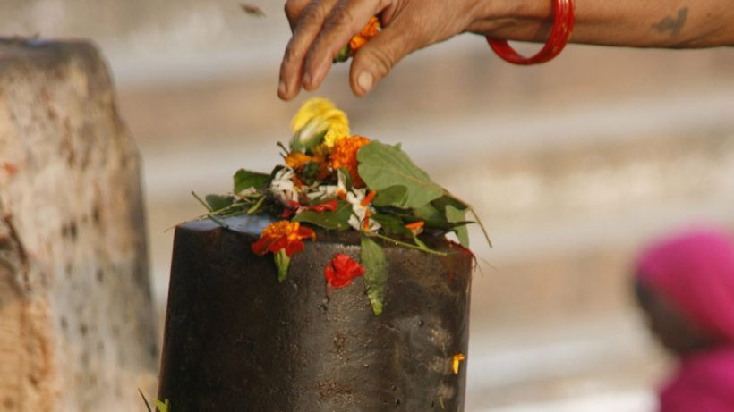 Benefits of Offering Various Substances for Shivling Abhishek