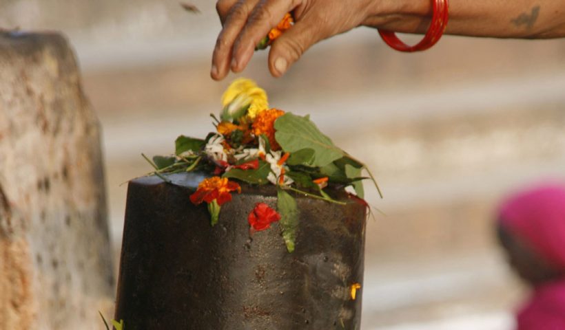 Benefits of Offering Various Substances for Shivling Abhishek