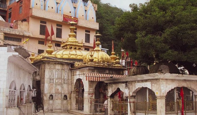 The Color of the Shivling Changes Three Times a Day at Chhattisgarh's Acharleswar Temple