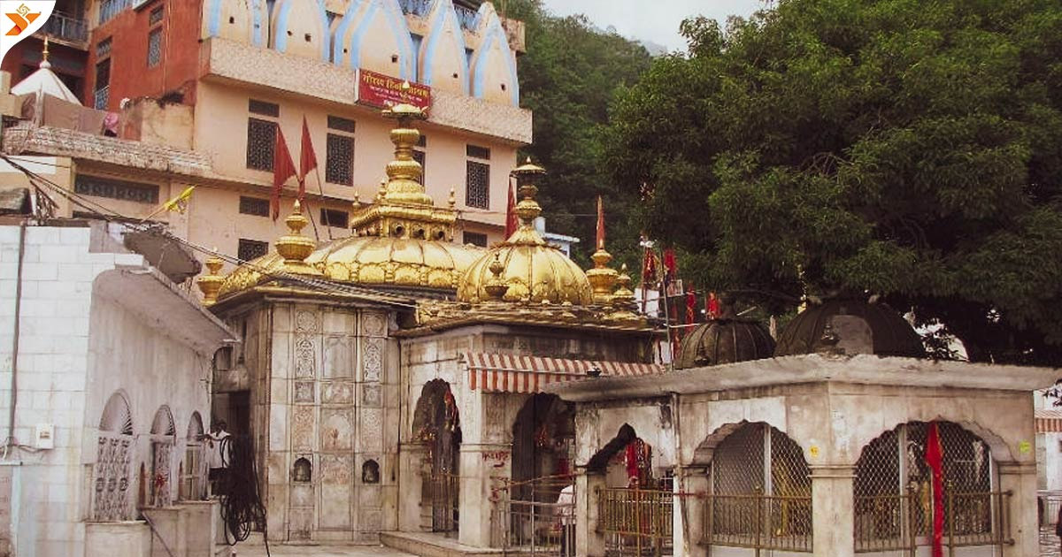 The Color of the Shivling Changes Three Times a Day at Chhattisgarh's Acharleswar Temple