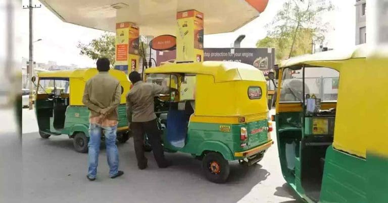 CNG Price Hike Likely as India Raises APM Gas Prices After 2 Years