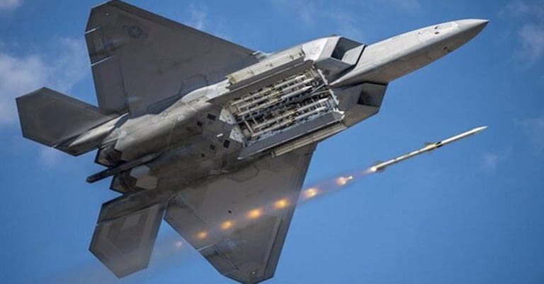 AIM-260 JATM Missile (US fighter jet)