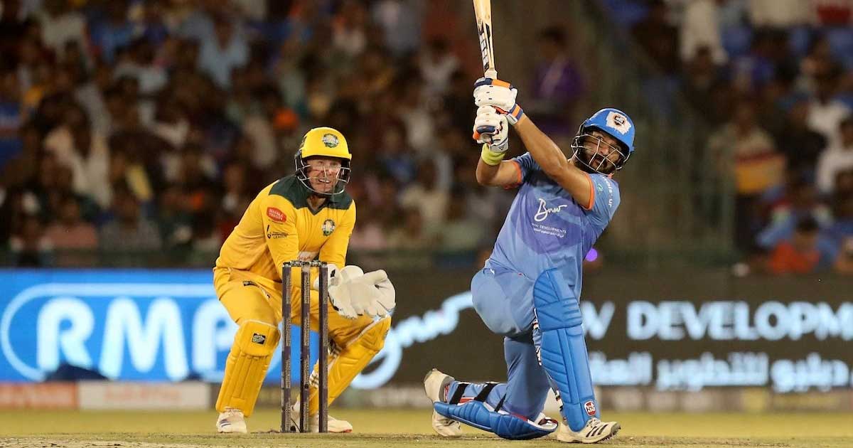 Yuvraj Singh Smashes 7 Sixes in IML