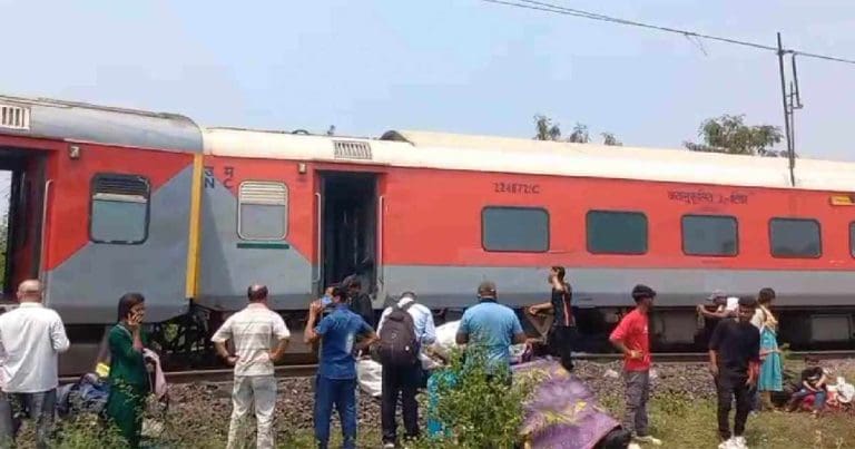 ওড়িশায় দুর্ঘটনার কবলে কামাক্ষ্যা এক্সপ্রেস kamakhya express accedent