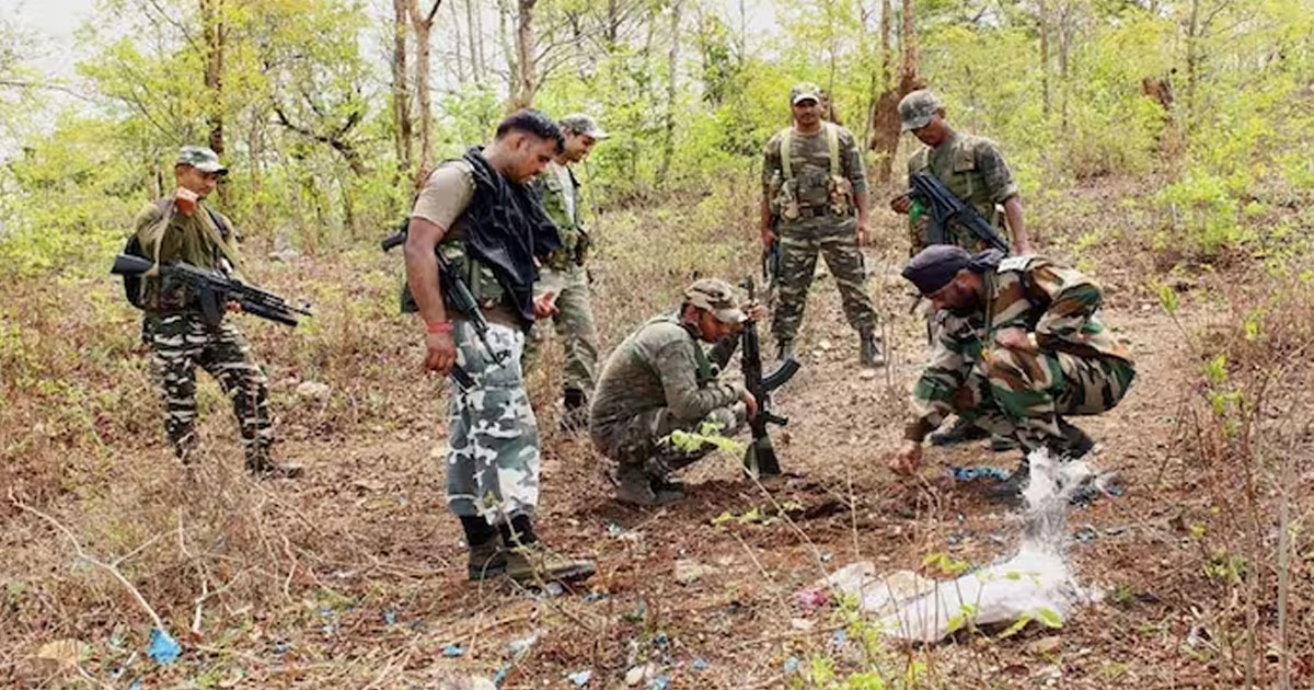 three naxalites killed in chhattisgarh