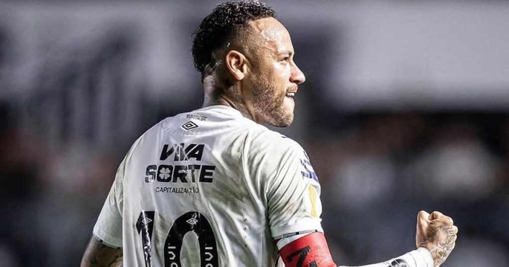 neymar in santos Neymar JR: নেইমারের ফর্মে উজ্জ্বল সান্তোস, ম্যাচে খেলার সম্ভাবনা