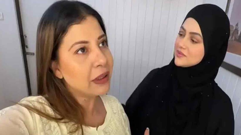 sana-khan-trolled-forcing-sambhavna-seth-burqa-wear-video-viral