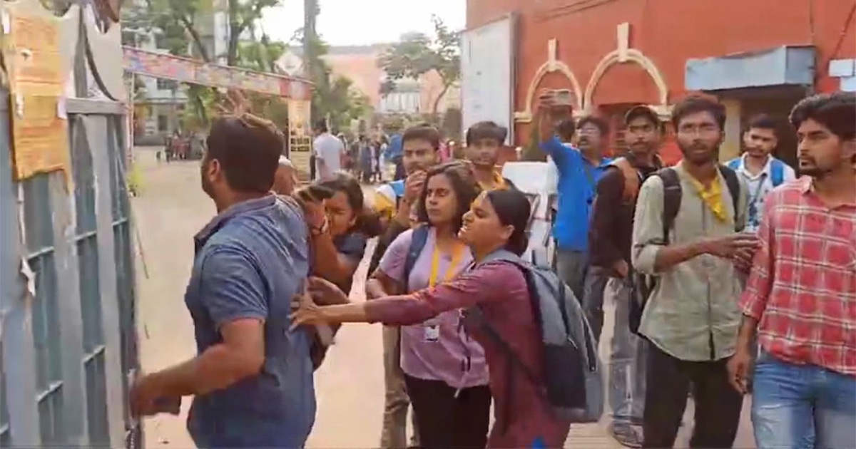 SFI-TMCP Clash at Medinipur College, Tension Rises in Student Protest