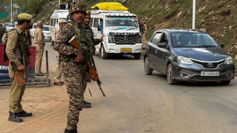 India Expels Pakistani Diplomats