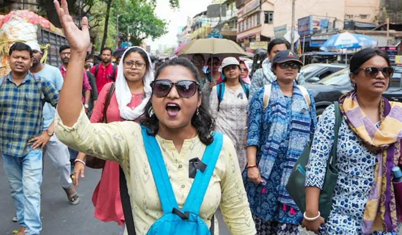 Sacked Teachers Withdraw Protest Outside SSC Bhawan, Shift Agitation to Shahid Minar