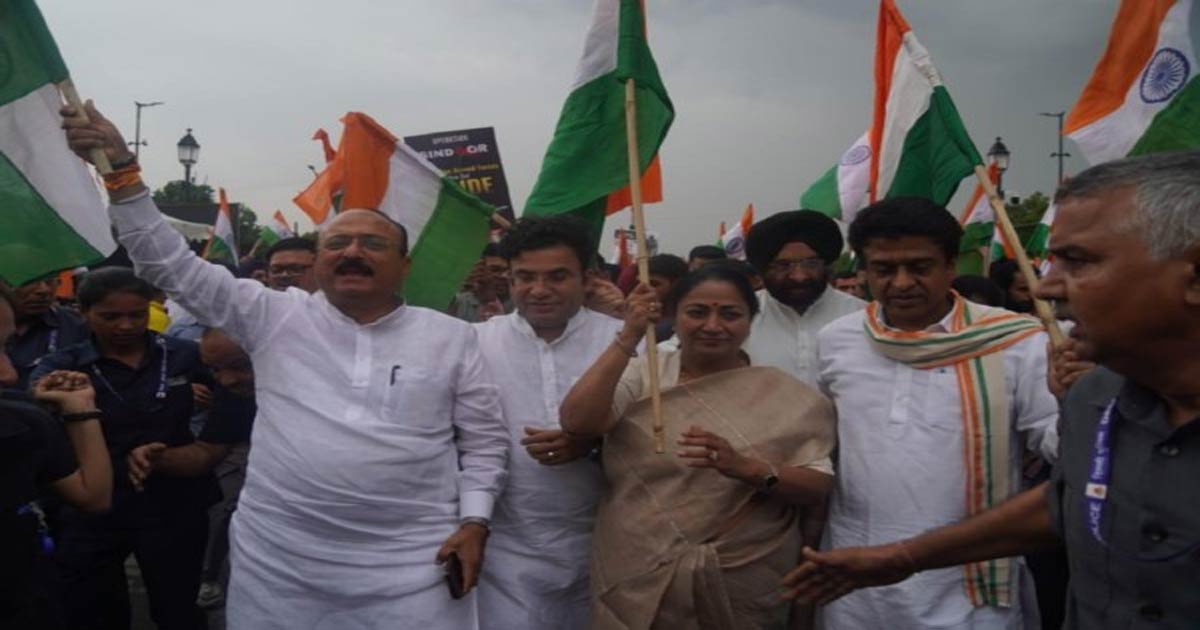 bjp starts tiranga