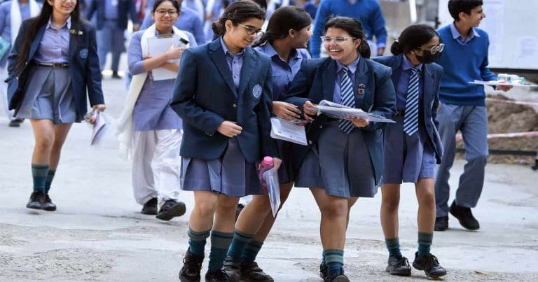 cbse takes big decesion