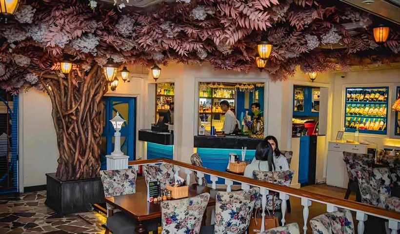Top 5 Instagrammable Cafes in Kolkata to Visit in 2025"