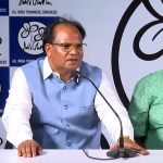 The Kolkata24x7 | Politics ফুল বদল! বিজেপি ছেড়ে তৃণমূলে প্রাক্তন কেন্দ্রীয় মন্ত্রী জন বার্লা