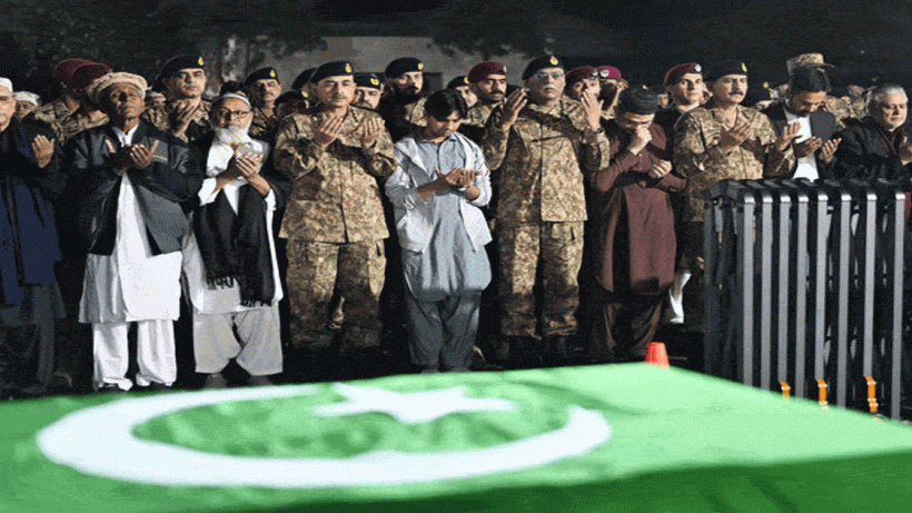 militants with pak army