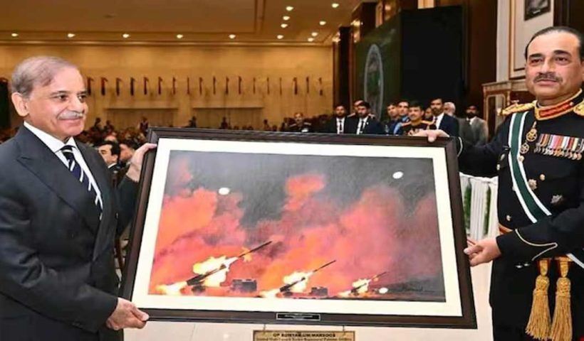 munir fake propaganda