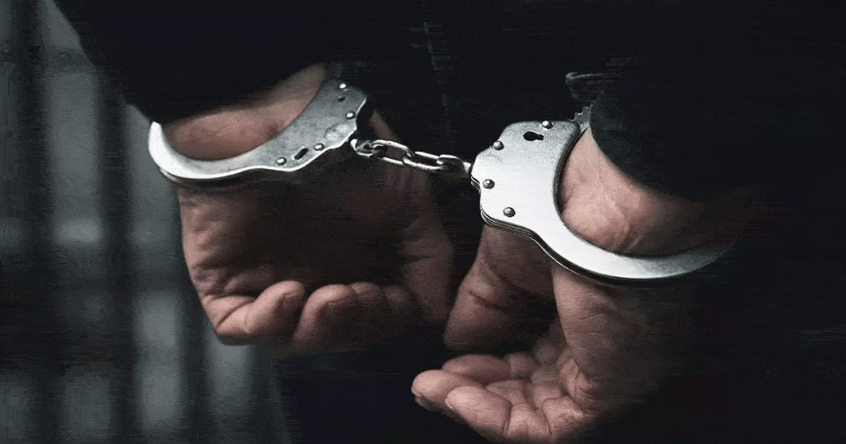 pakistani youth arrested in loc