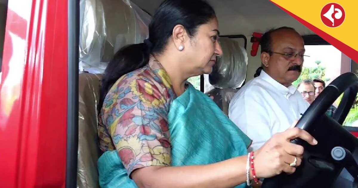 CM Rekha Gupta Bans Old Diesel Vehicles