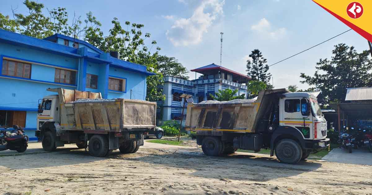 Mamata Banerjee Crackdown on Illegal Sand Smuggling: 5 Dumpers Seized in Mathabhanga
