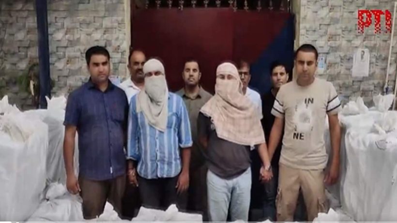 Delhi illegal racket of tobacco busted
