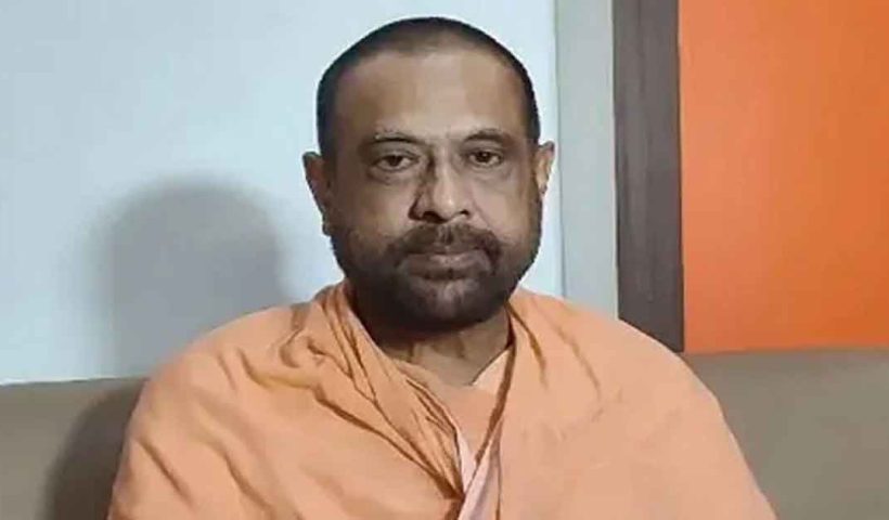পদ্মশ্রী কার্তিক মহারাজের বিরুদ্ধে সহবাস ও গর্ভপাতের অভিযোগ