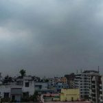The Kolkata24x7 | Politics রোদের ছুটি! ফের নিম্নচাপের ভ্রুকুটি, ভিজবে শহর থেকে জেলা