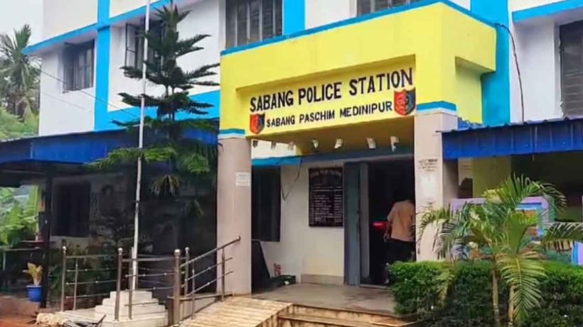 সংসারে ফিরতে চাওয়ায় গৃহবধূকে খুনের অভিযোগ, গ্রেফতার জামাইবাবু