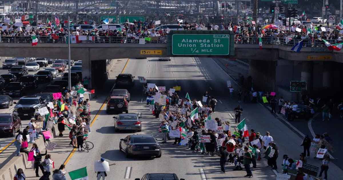 protest against trump in US