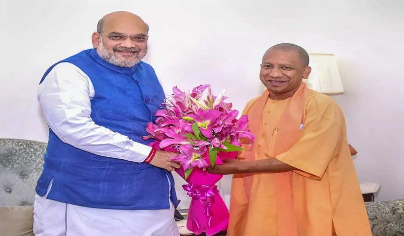amit-shah honored by yogi