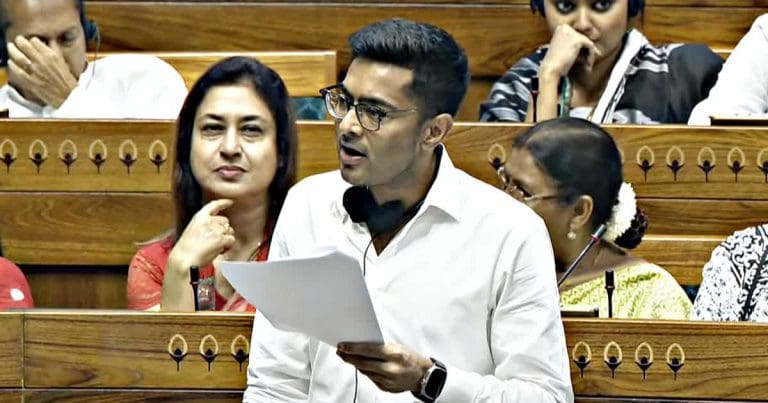 সংসদে বাংলায় বক্তৃতার ইঙ্গিত অভিষেকের, সুর মেলাতে মরিয়া ‘ইন্ডিয়া’ জোট