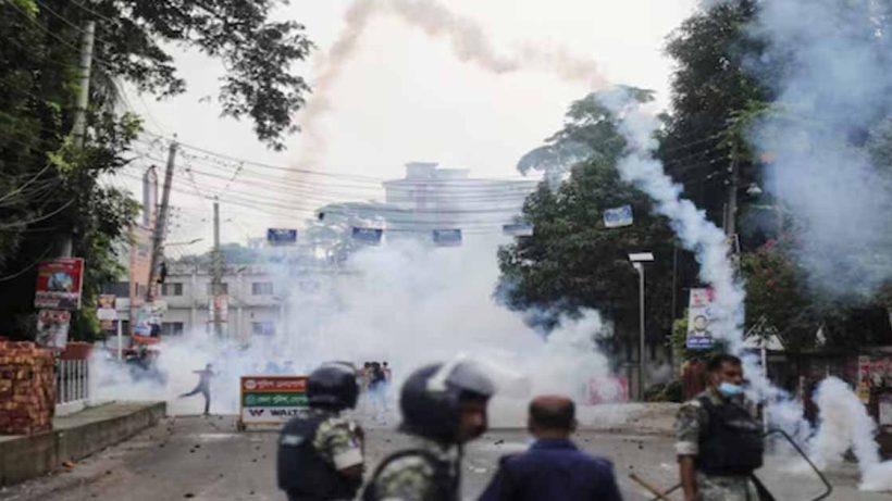Bangladesh Hindu are seeking help from indian army