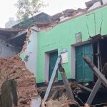 The Kolkata24x7 | Politics সবাই বারণ করেছিল, শোনেননি! রাতে বাড়ি ভেঙে মৃত্যু দেবকুমারের