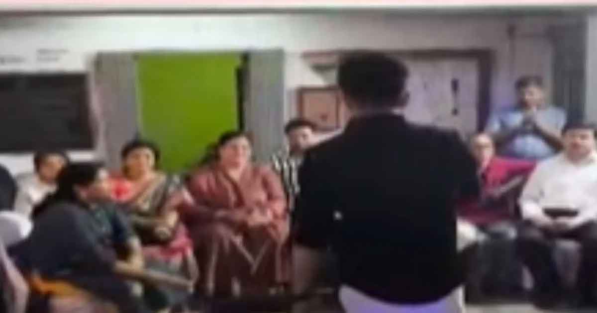 ‘জ্যেঠু’ সম্বোধনের ভিডিও ভাইরাল, কসবা কাণ্ডে নাম জড়াল তৃণমূল বিধায়কের
