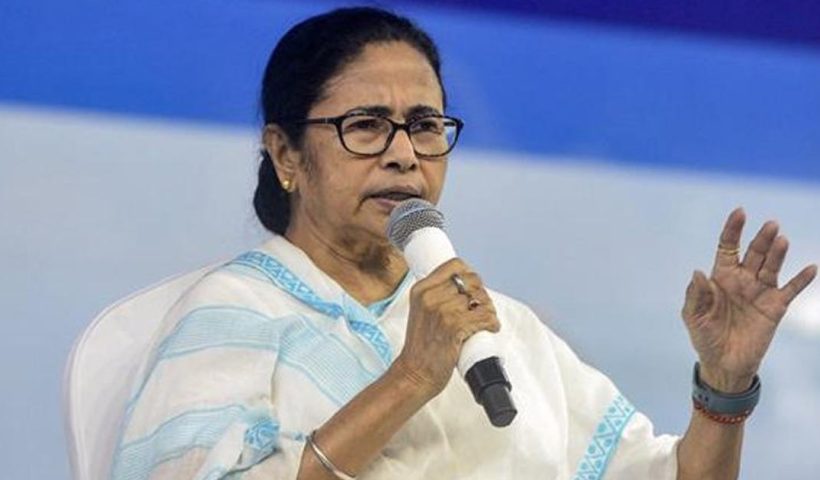 Mamata Banerjee hindi s[eech controversy