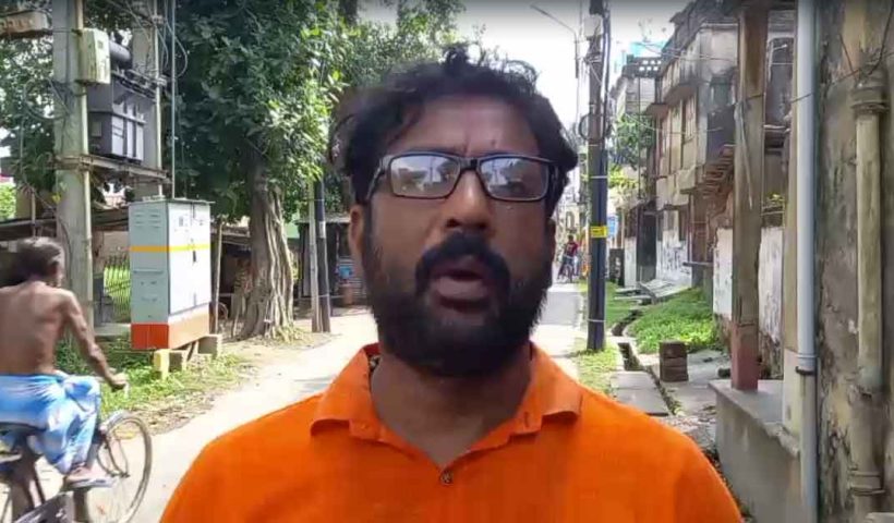 কর্পোরেশন গেট ভেঙে মেয়রের ঘরে বিজেপি অভিযান