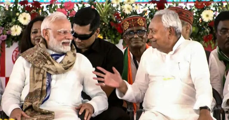 গরিবের জমি কেড়ে চাকরি’, লালুকে নিশানা, কড়া আক্রমণ মোদীর