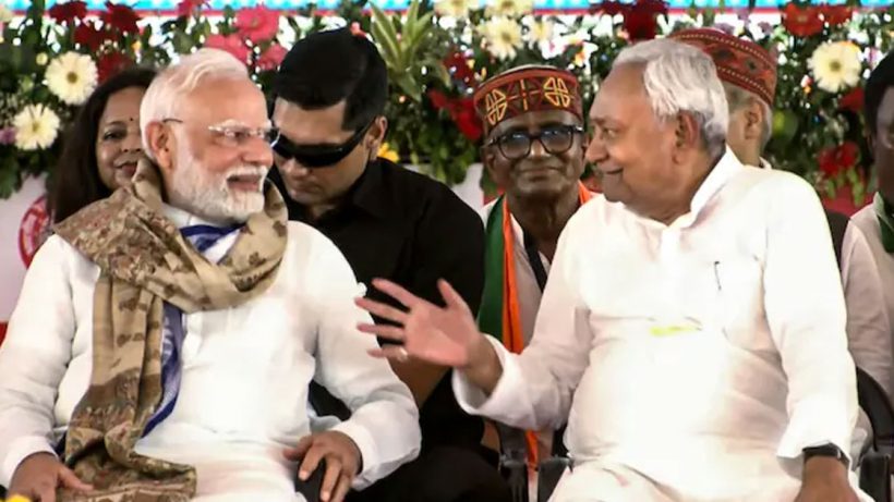 গরিবের জমি কেড়ে চাকরি’, লালুকে নিশানা, কড়া আক্রমণ মোদীর