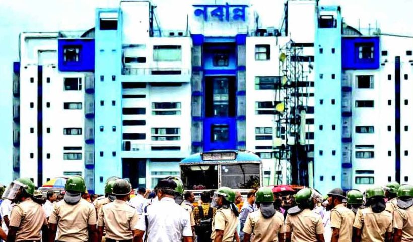 নবান্ন অভিযান ঘিরে উত্তাল রাজনীতি, আন্দোলনকারীদের ভয় দেখানোর অভিযোগ