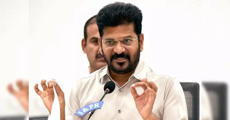 Sonia praised by cm