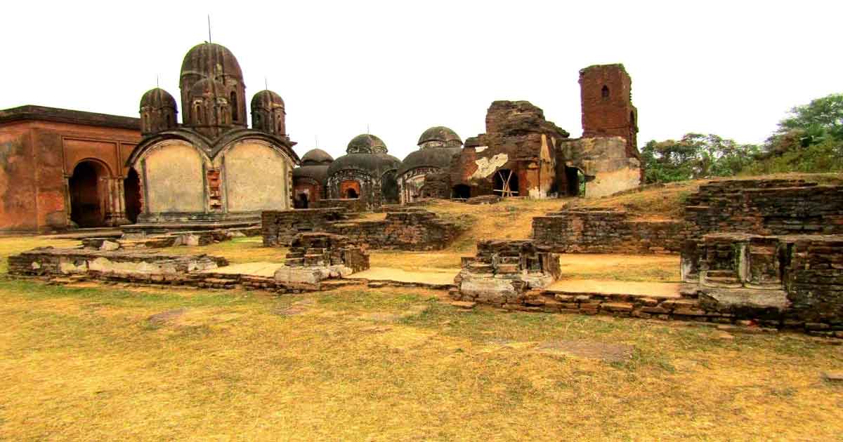 ancient shiv temple in west midnapore