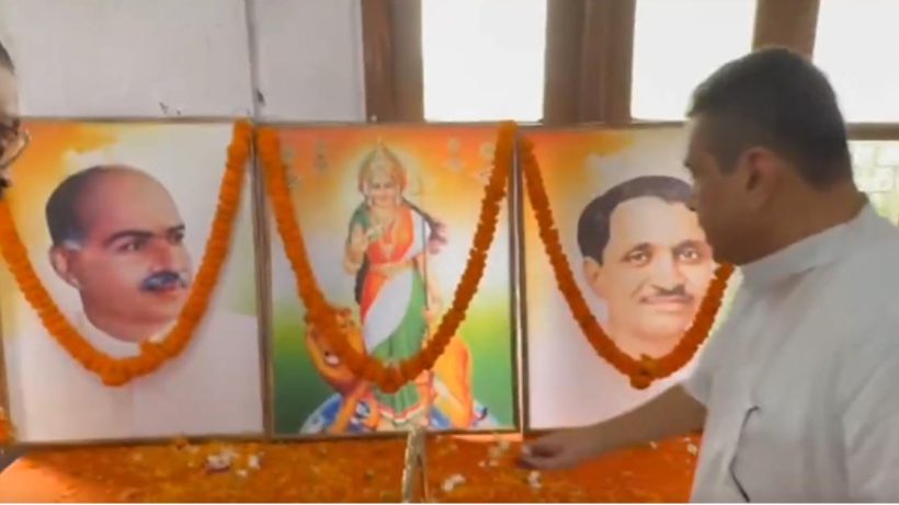Shuvendu pays tribute to martyrs
