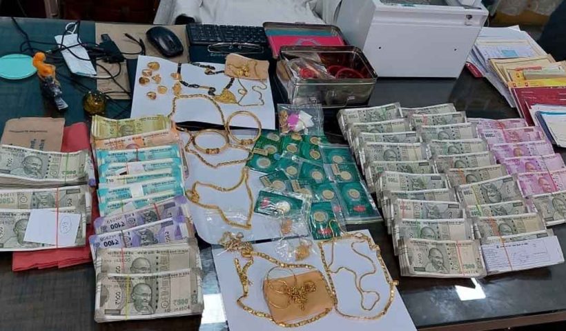 Forest Officer arrested in orissa
