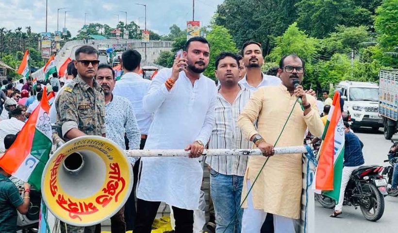 বিজেপি বিধায়কের গ্রেফতারের দাবি তৃণমূলের
