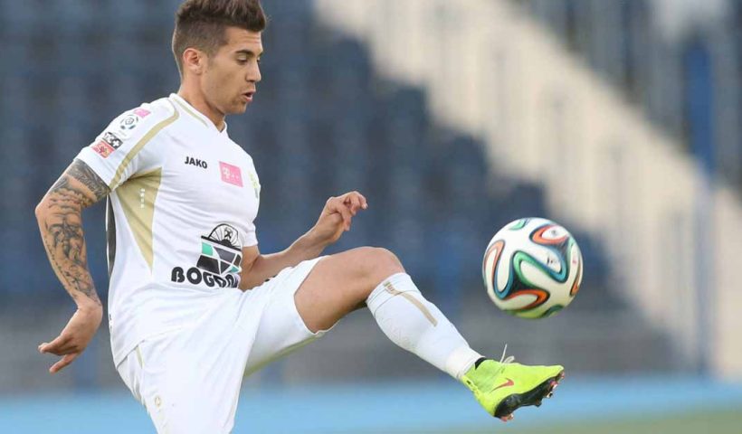 Calicut FC Eyes Former Kerala Blasters Star Josu Currais for Super League Kerala