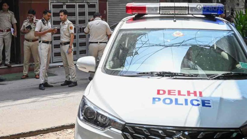 Delhi Horror Man Arrested for Raping 65-Year-Old Mother Twice in Hauz Qazi Over Alleged Infidelity