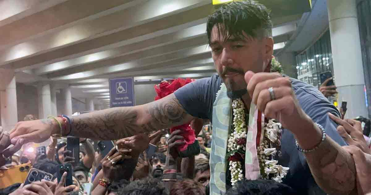 Dimitri Petratos Lands in Kolkata