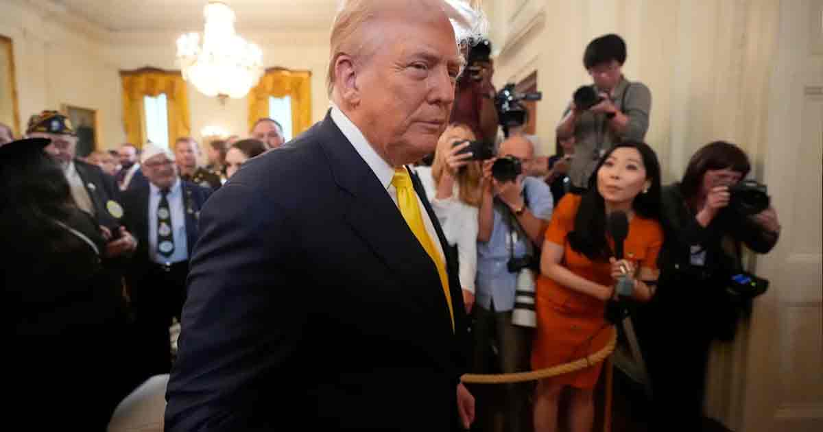 Donald Trump Orders Federal Law Enforcement Surge