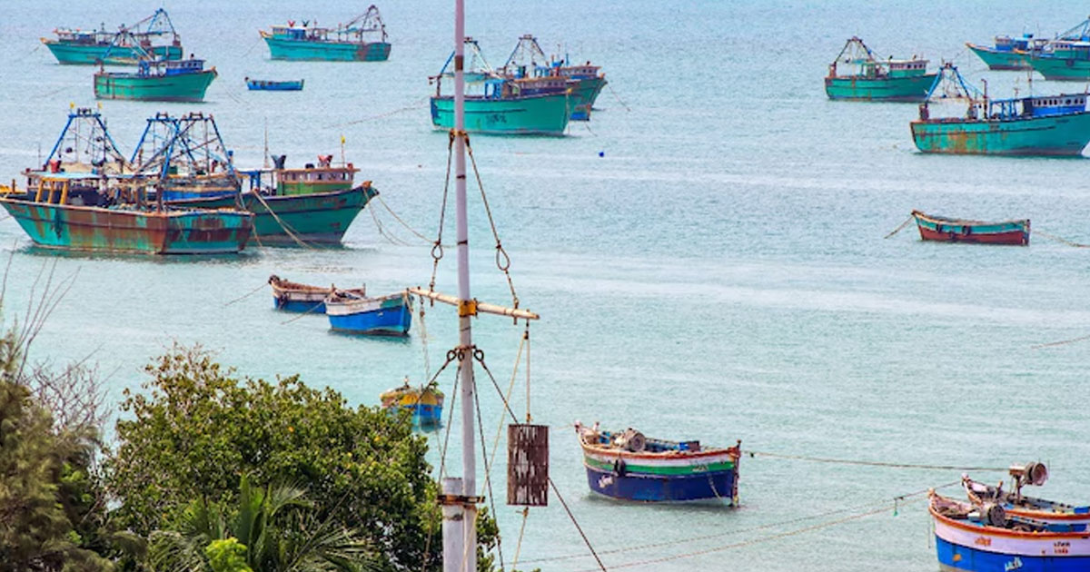 sri lanka arrests indian fishermen