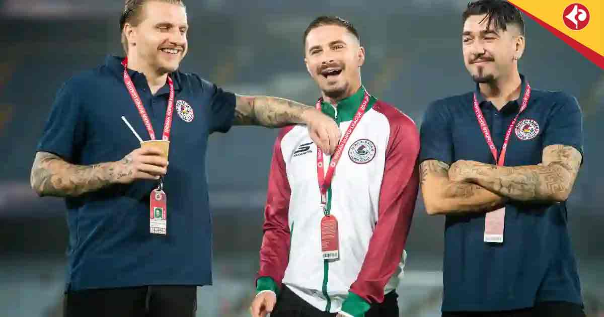 Jason Cummings and Jamie Maclaren Land in Kolkata